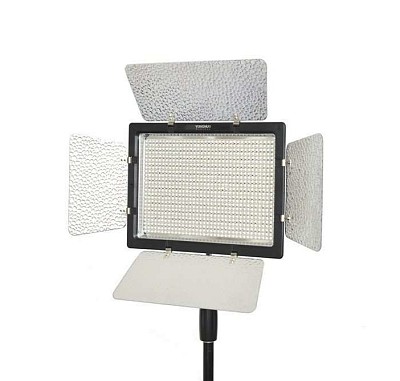 Yongnuo YN-900K LED Video Light (3200-5500K)